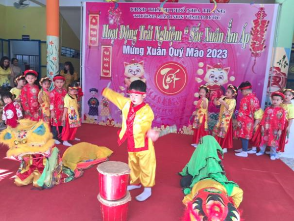 HOẠT ĐỘNG TRẢI NGHIỆM MỪNG XUÂN QUÝ MÃO NĂM 2023 TRƯỜNG MẦM NON VĨNH PHƯỚC NĂM HỌC 20022-2023