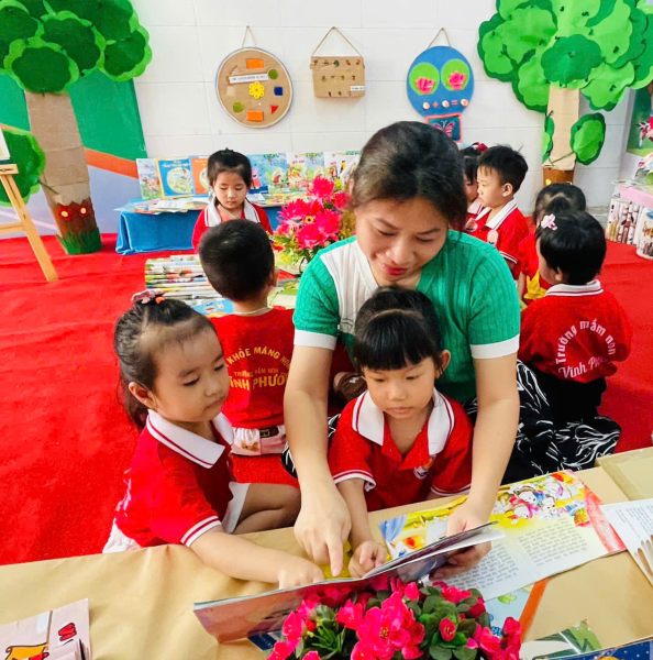 TIN BÀI NGÀY SÁCH VÀ VĂN HÓA ĐỌC VIỆT NAM 21/04/2025
