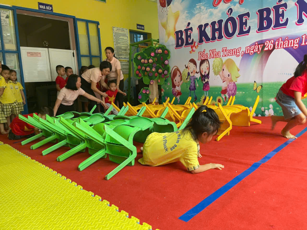 HỘI KHỎE MĂNG NON