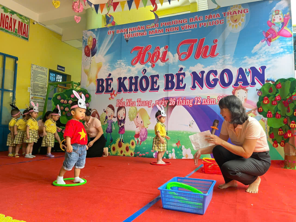 HỘI KHỎE MĂNG NON