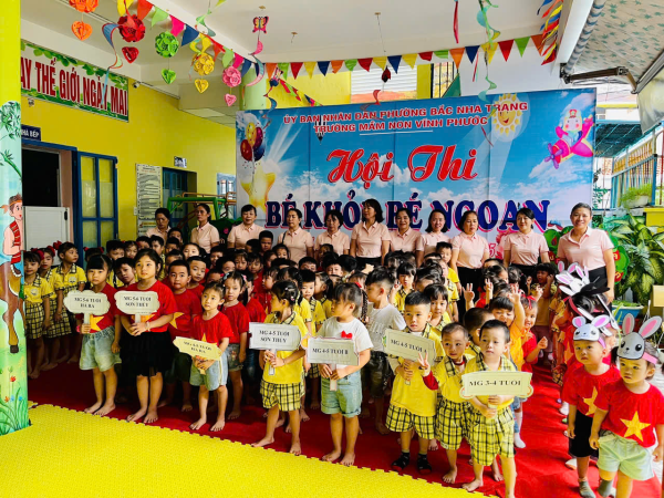 HỘI KHỎE MĂNG NON